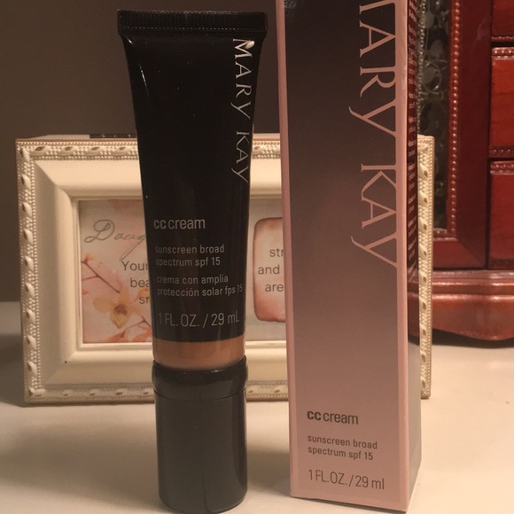 Deep-Color correction cream💜 - Picture 3 of 6